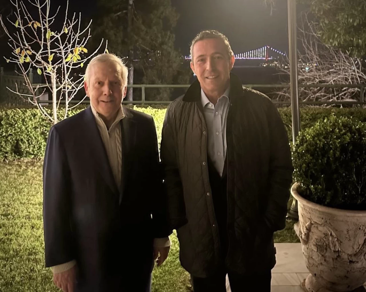 Fenerbahçe Kulübü'nde Ali Koç ve Aziz Yıldırım bir araya geldi
