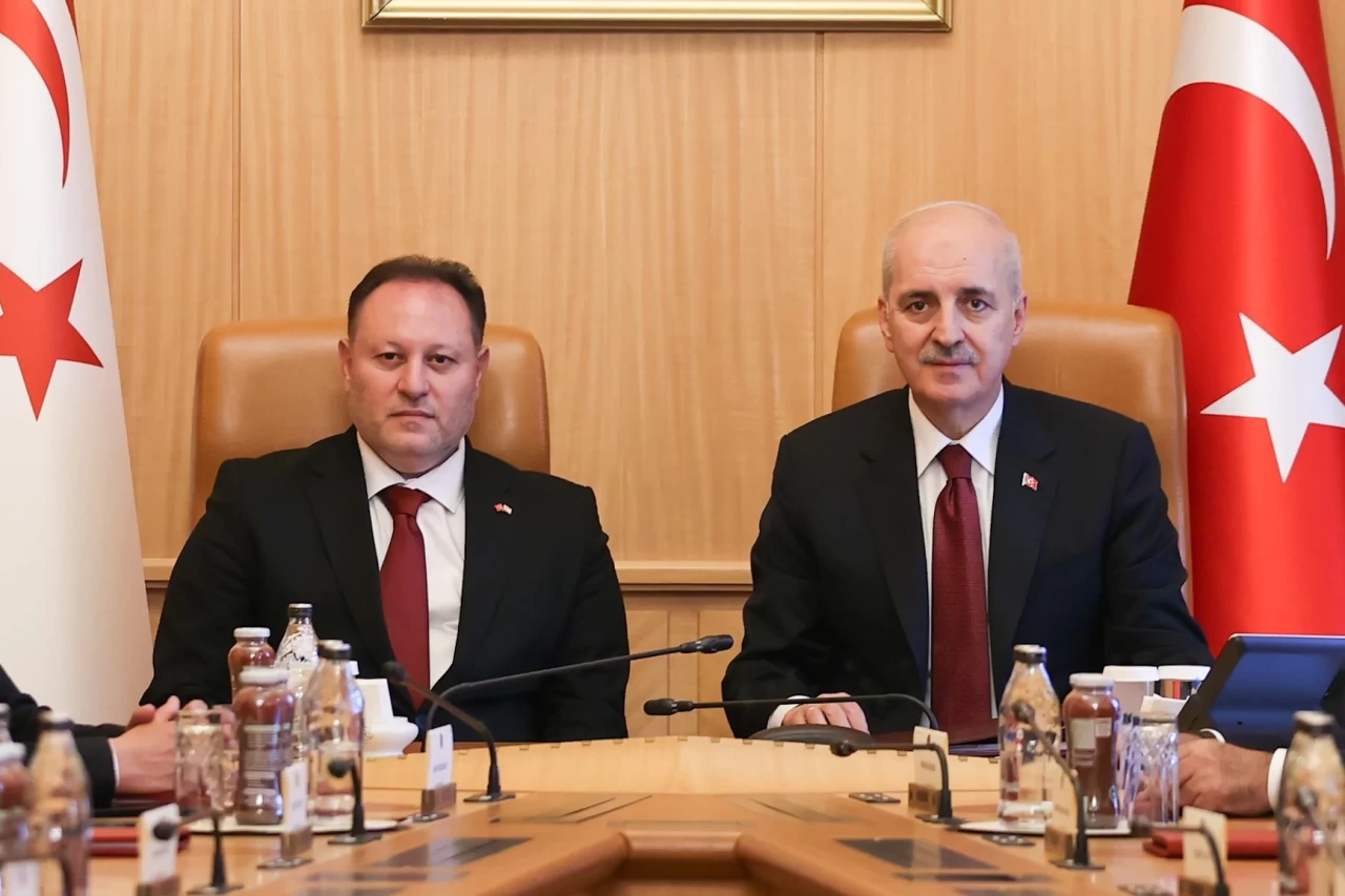 TBMM Başkanı Kurtulmuş: Savaş lordları artık silahlarını satmak için yeni yeni yerler arıyorlar