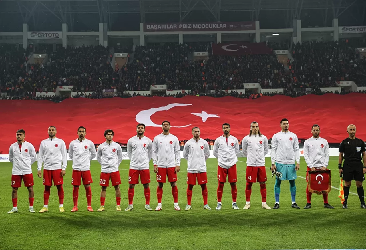 A Milli Futbol Takımı, Karadağ ve İzlanda maçlarını oynayacağı stadyumlar belirlendi