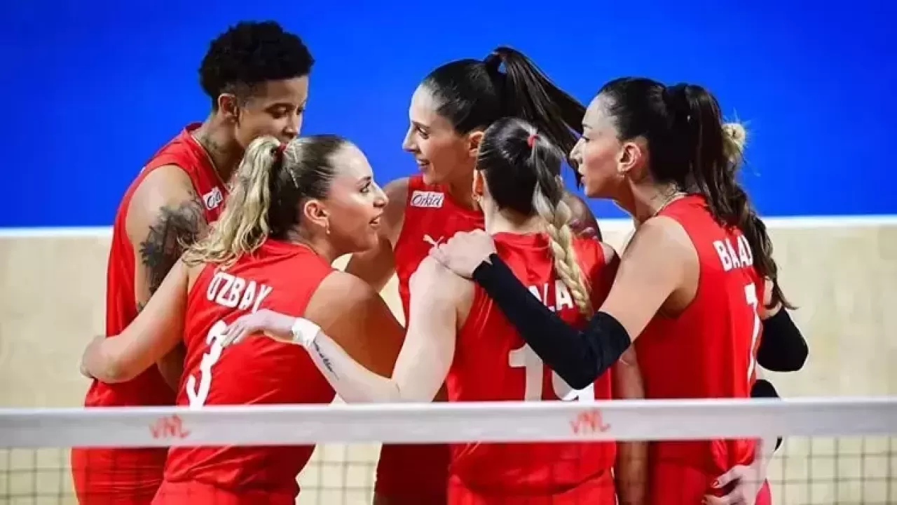 Türkiye Hollanda voleybol maçı ne zaman? Filenin Sultanları Paris Olimpiyatları maç takvimi!