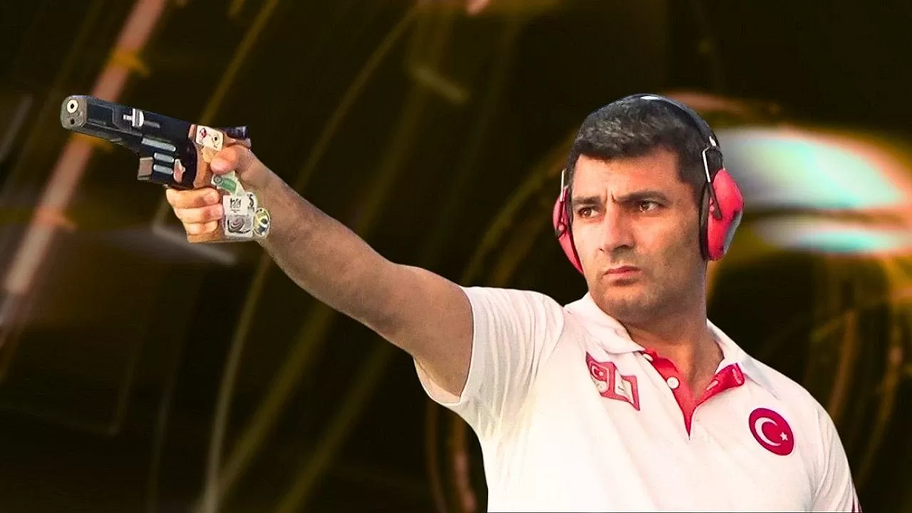 Yusuf Dikeç kimdir? Paris 2024'te gümüş madalya kazanan Yusuf Dikeç kaç yaşında?