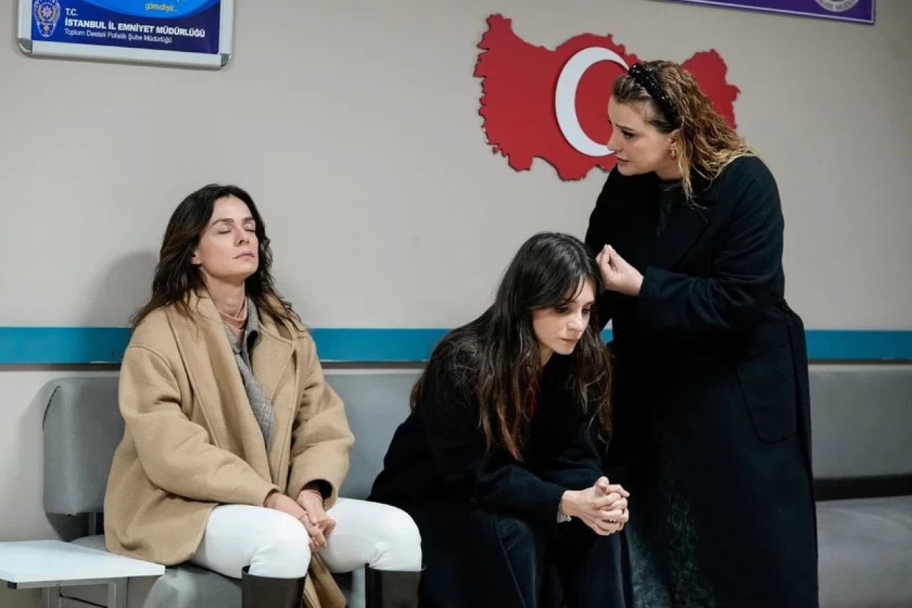 Sandık Kokusu 41. bölüm full, canlı izle! Sandık Kokusu son bölüm tek parça izle!