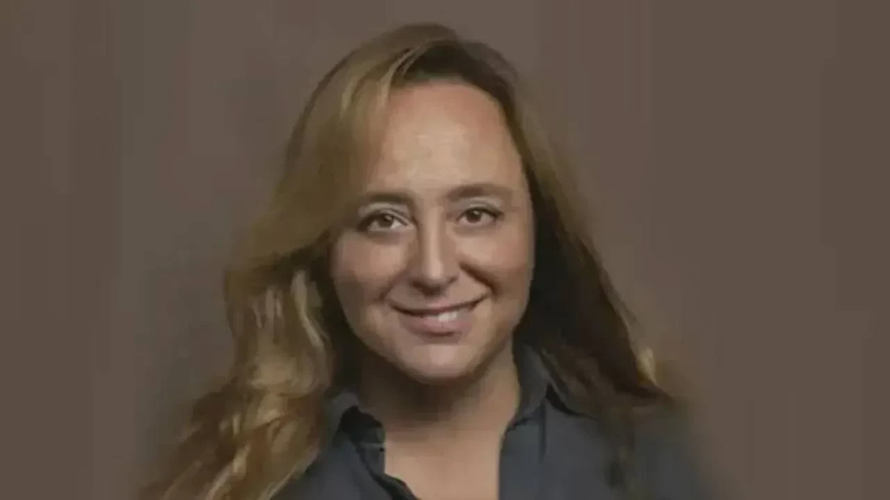 ID İletişim Ayşe Barım kimdir? Menajer Ayşe Barım kaç yaşında, nereli? İşte bilgiler!