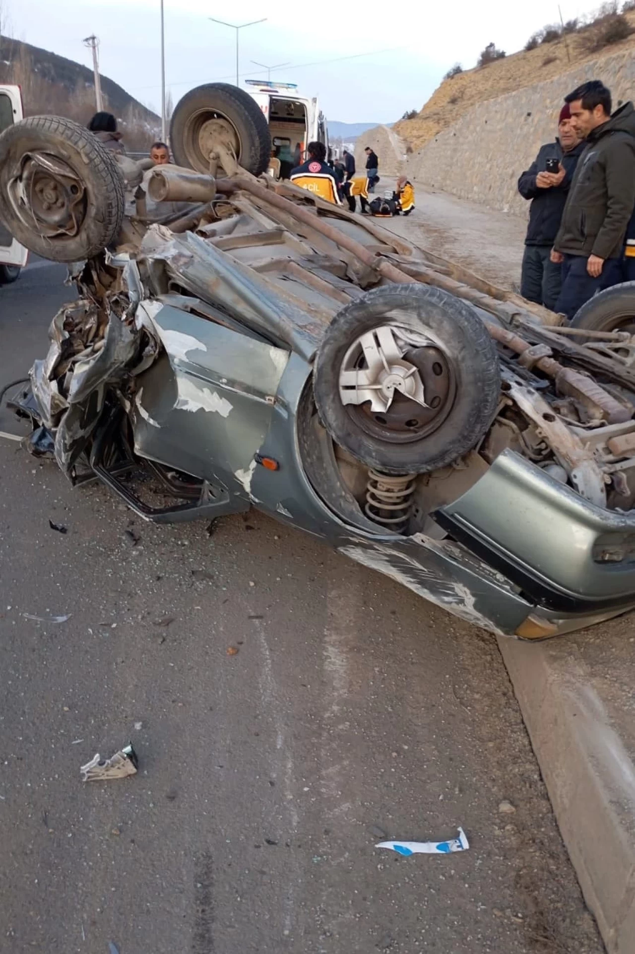 Şiran'da meydana gelen trafik kazasında 3 kişi yaralandı