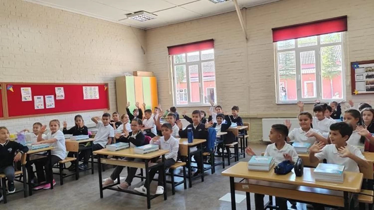 2025 Okullar Ne Zaman Açılıyor? Yarıyıl Tatili ve Diğer Tatil Tarihleri