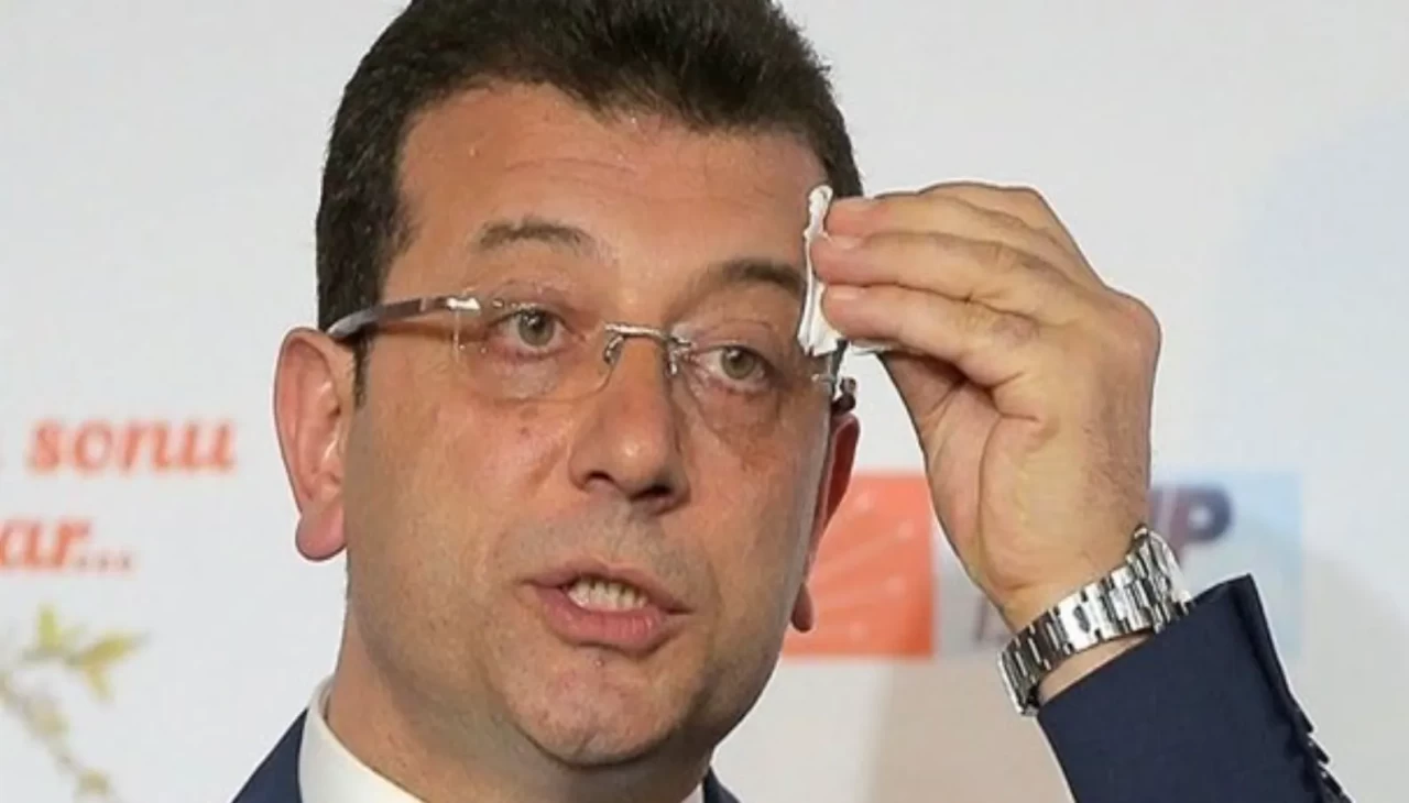 Özgürlüğü Batı'da arayan Ekrem İmamoğlu çareyi Fransa'da buldu! İddialara yanıt verdi mi? Tabii ki hayır!