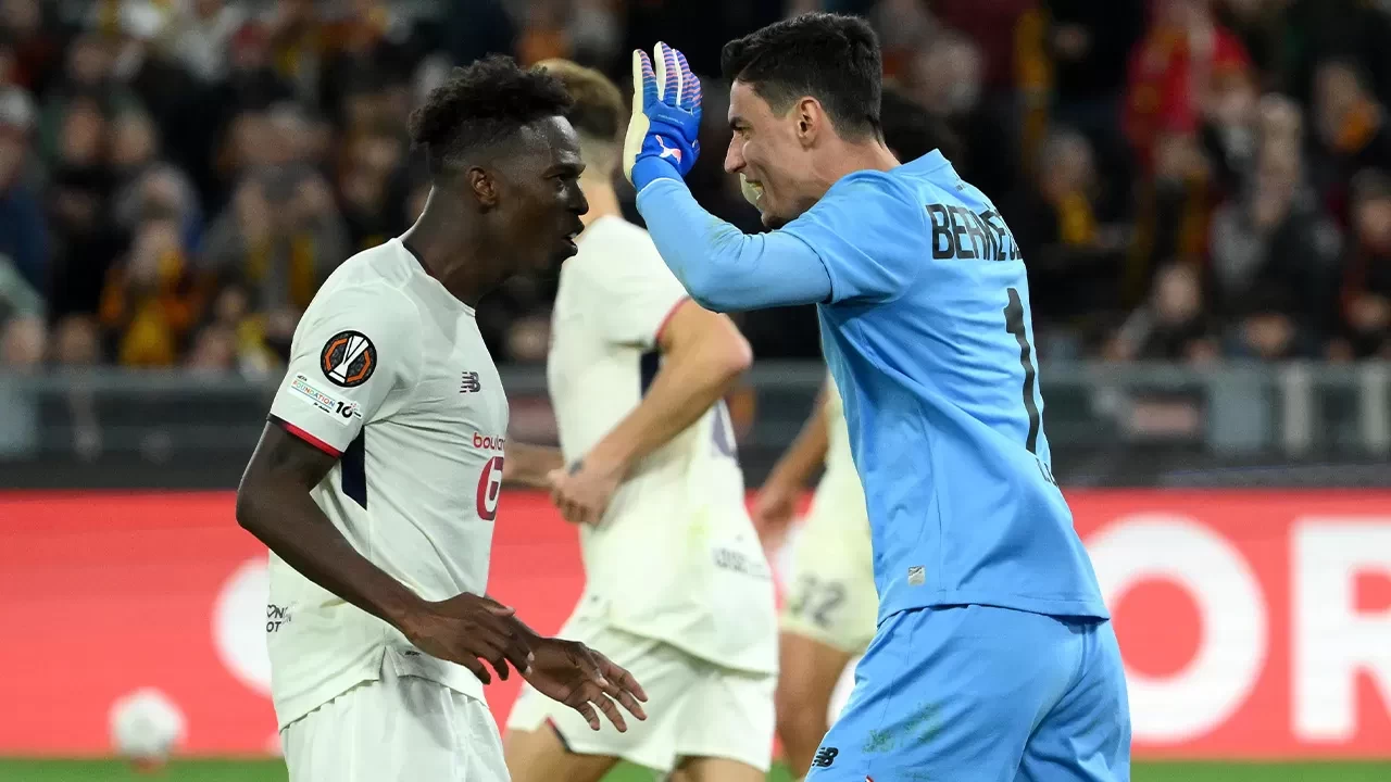 3 penaltı kurtaran Berke Özer, Avrupa basınında gündem oldu