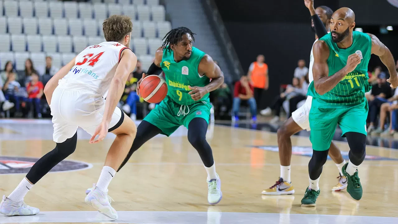 Esenler Erokspor deplasmanda farklı kazandı | Maç Sonucu Esenler Erokspor 95-75 Manisa Basket