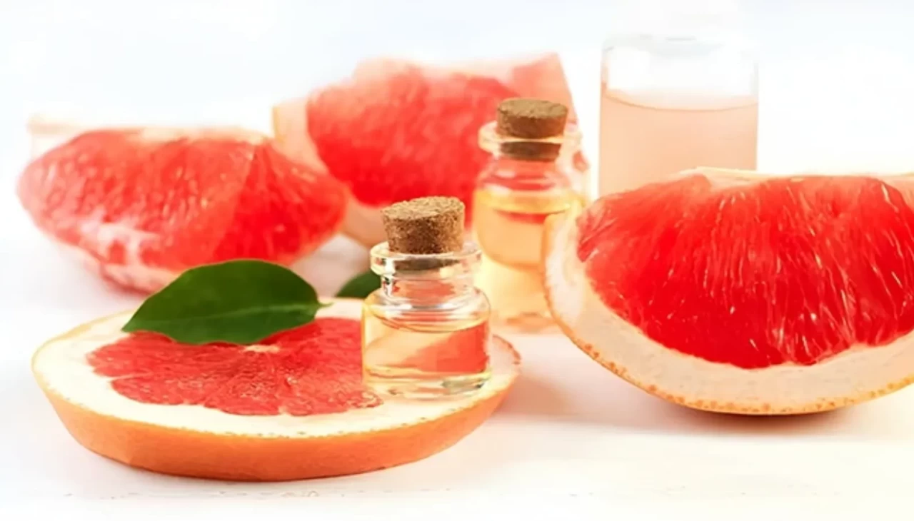 Doğal saç bakımının yeni gözdesi! Greyfurt yağının 7 etkileyici faydası