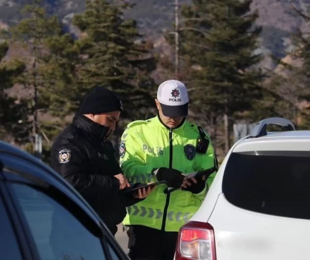 Çankırı’da jandarma ve polisten hedefli operasyon: 94 şahıs yakalandı