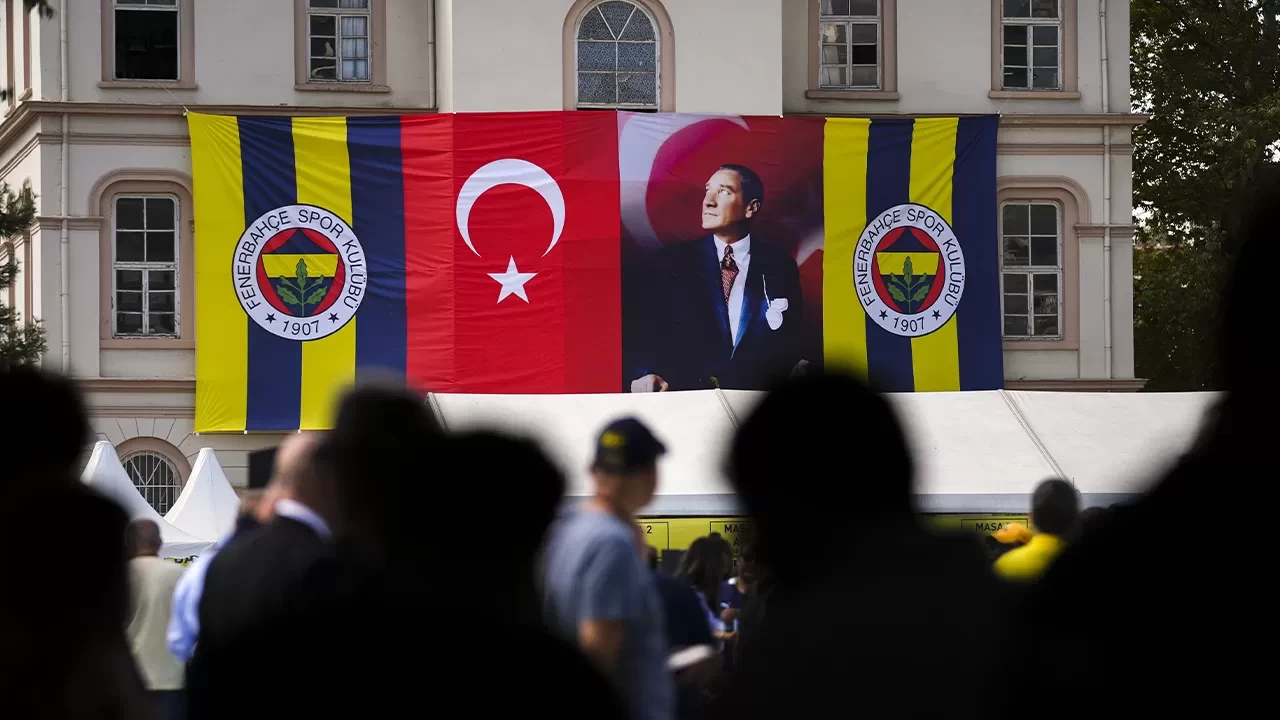 Fenerbahçe'de olağanüstü mali genel kurul kararı