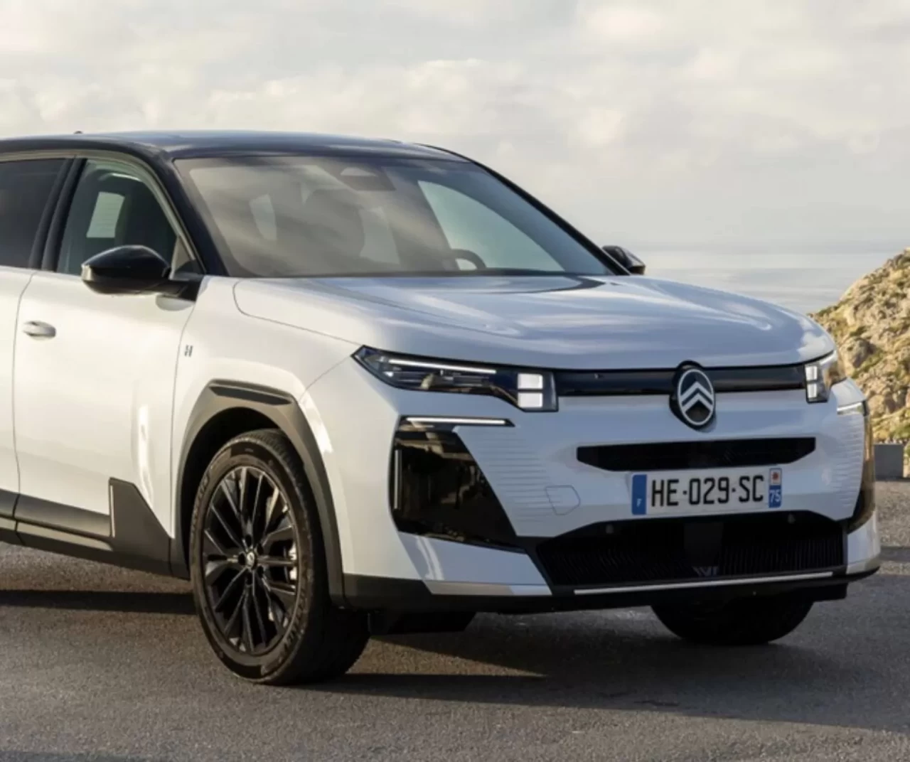 Yeni C5 Aircross Türkiye yolunda