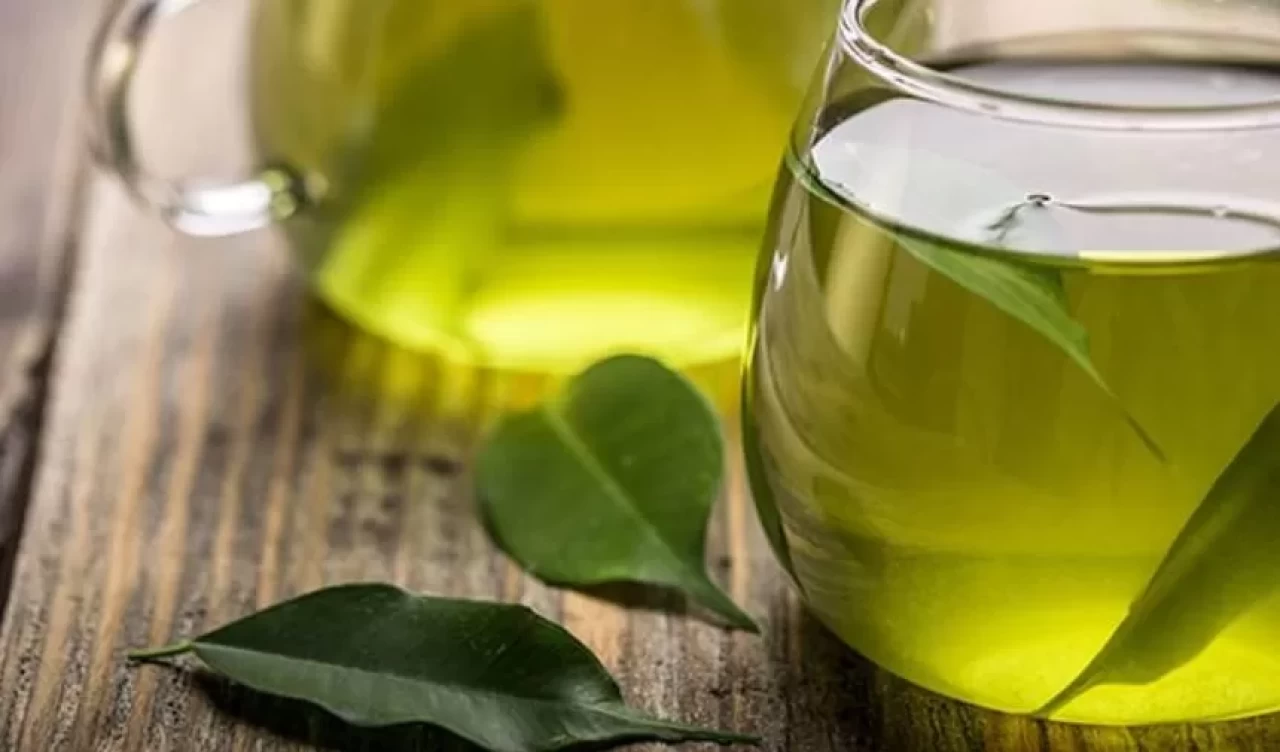 Her gün bu çayı içen 1 haftada 3 kilo veriyor
