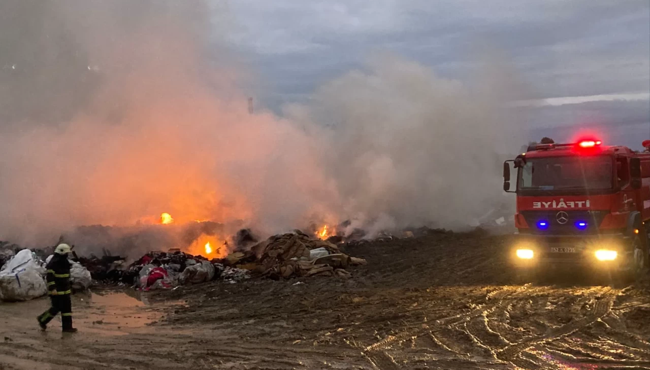 Ordu’da atık toplama merkezinde yangın paniği