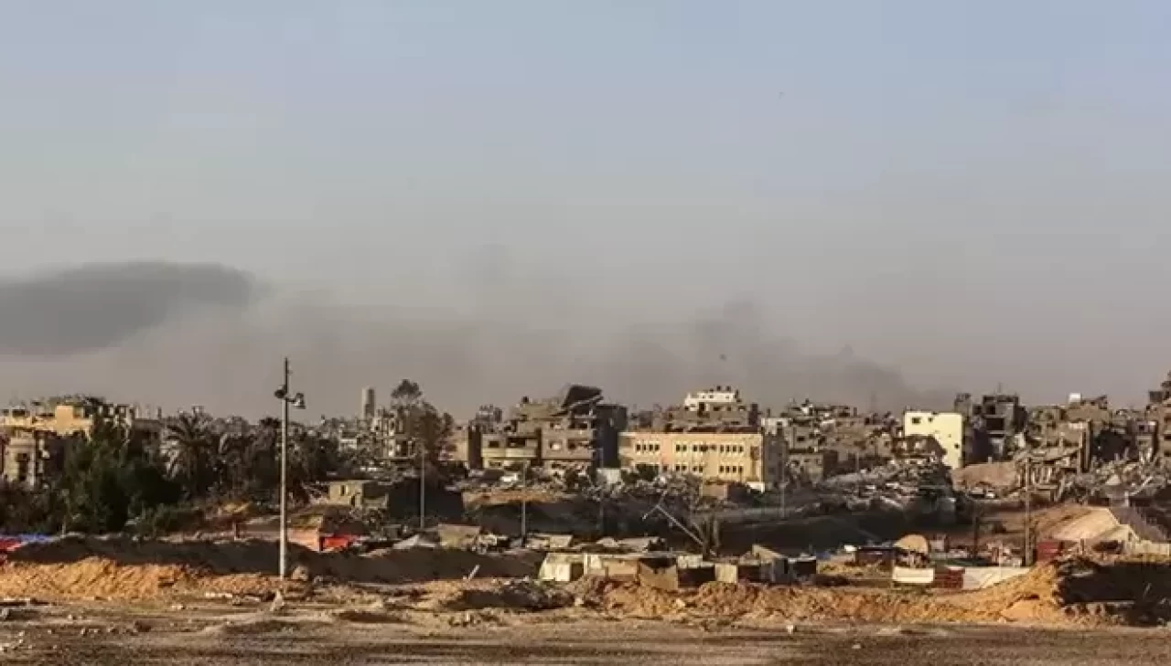 İsrail ateşkesi ihlal etti! Savaş uçakları Refah'ı vurdu