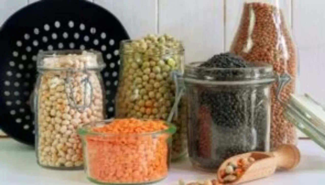 Bakliyatları saklamadan önce bunu yapın! Aylarca böcek görmeyeceksiniz