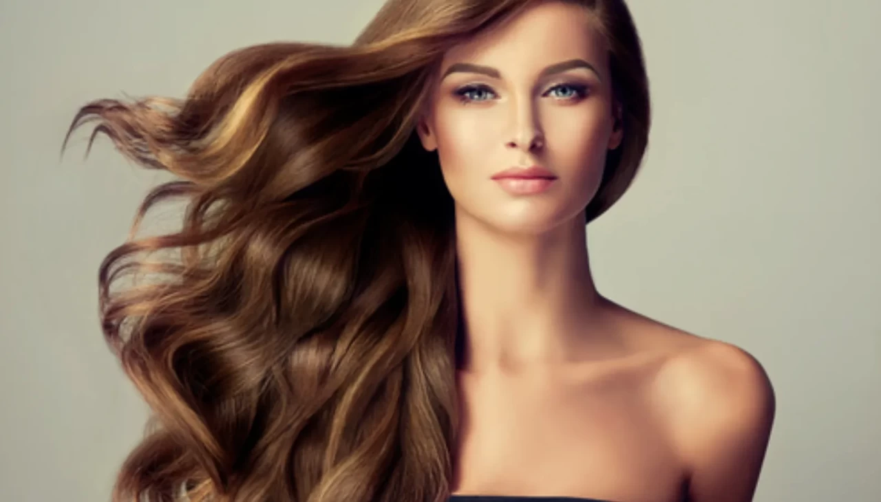 Kimyasal boyaları unutun! Ceviz kabuğuyla saç rengi açma ve koyulaştırma yöntemleri