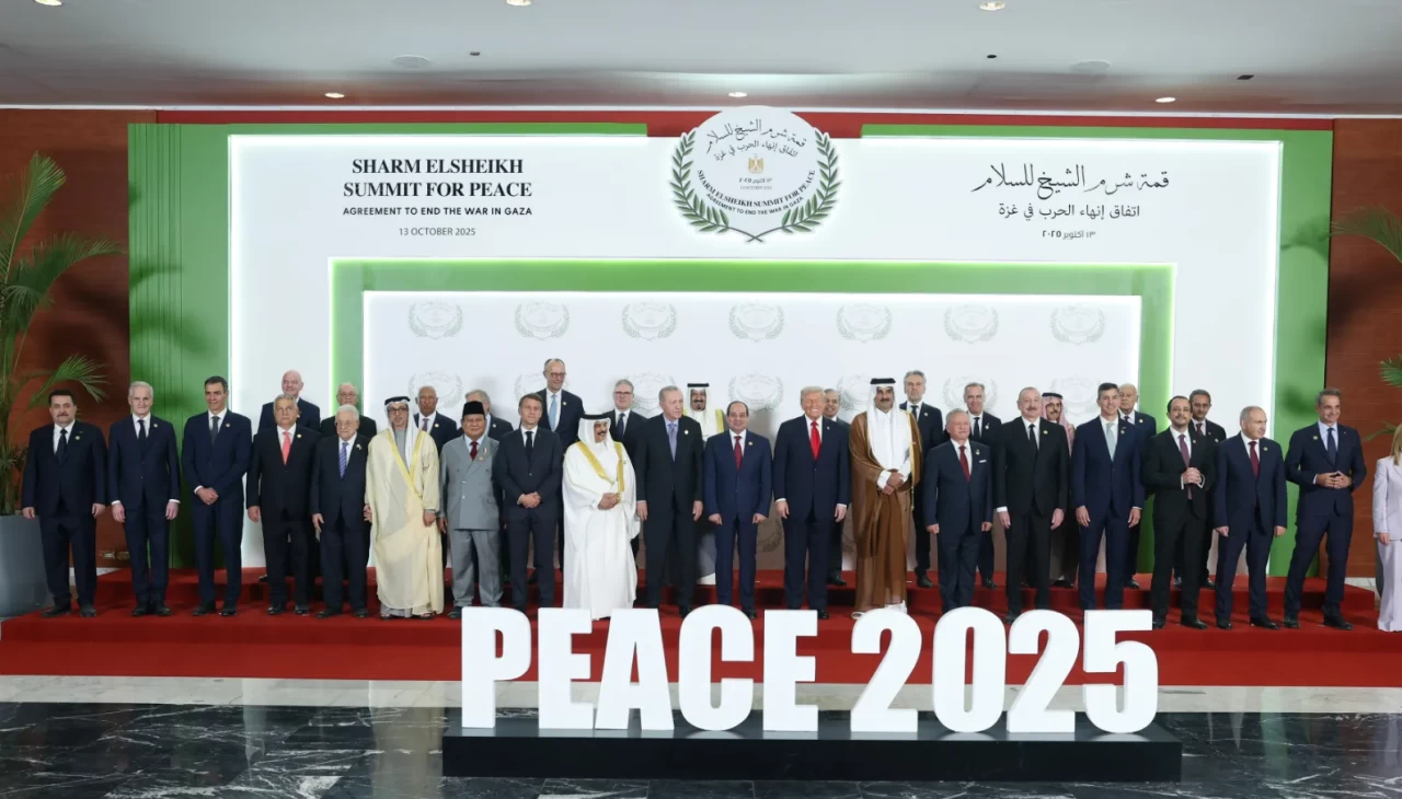 Kabine üyelerinden Şarm el-Şeyh Barış Zirvesi'ne ilişkin paylaşım: Vicdanın teminatı küresel lider Erdoğan