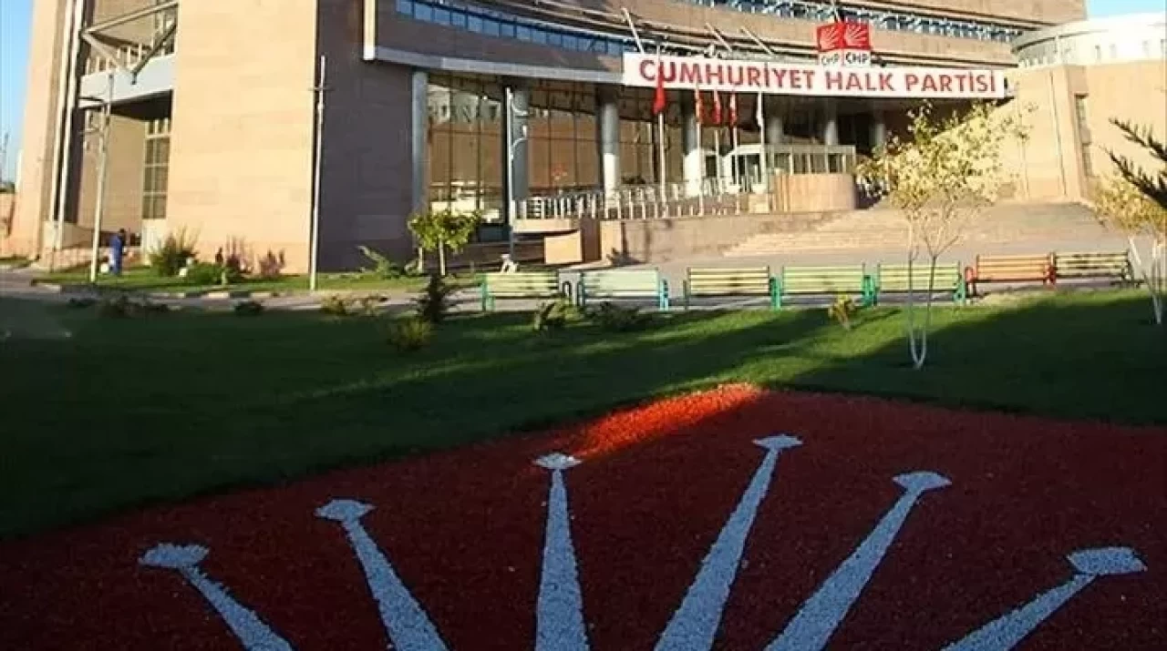 CHP’de isyan büyüyor! Vekillerden genel merkeze rest!