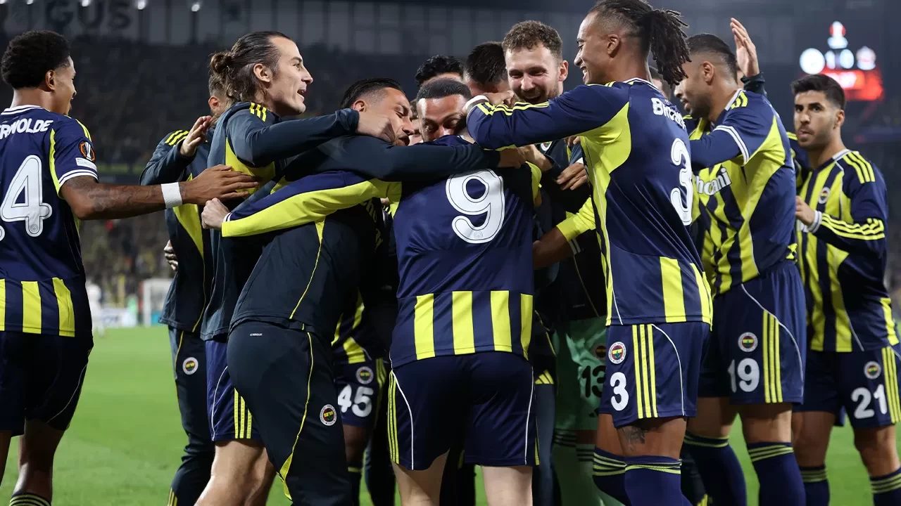 Fenerbahçe, UEFA Avrupa Ligi'nde Nice karşısında 2 golle kazandı