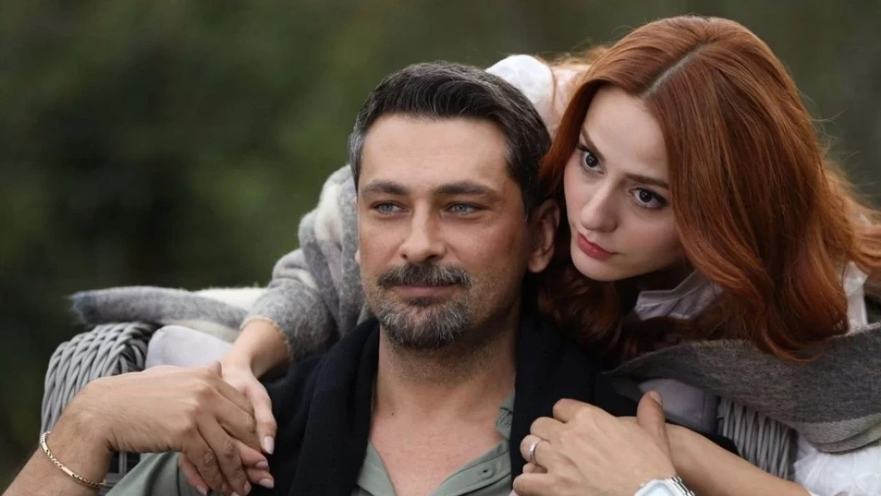 Aynadaki Yabancı 4. Bölümde Şok Sır: Defne Kapının Arkasındaki Gerçeği Keşfedecek!