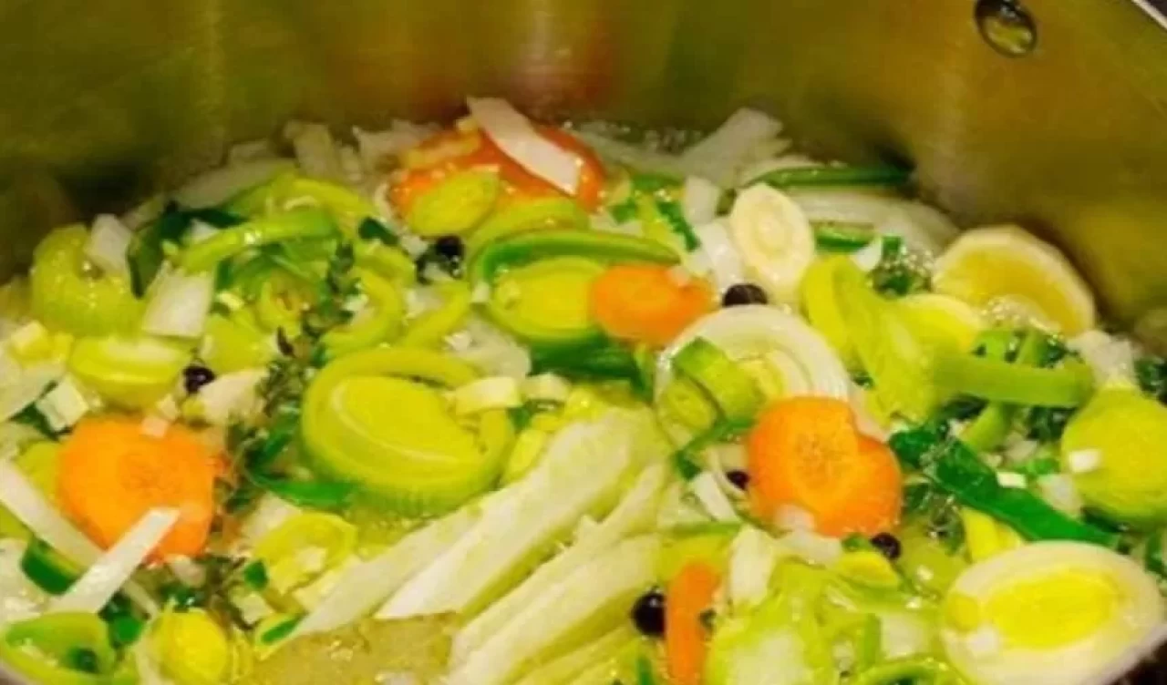Sebze suyu nasıl yapılır? Sadece 3 malzeme ile katkısız ve lezzetli tarif