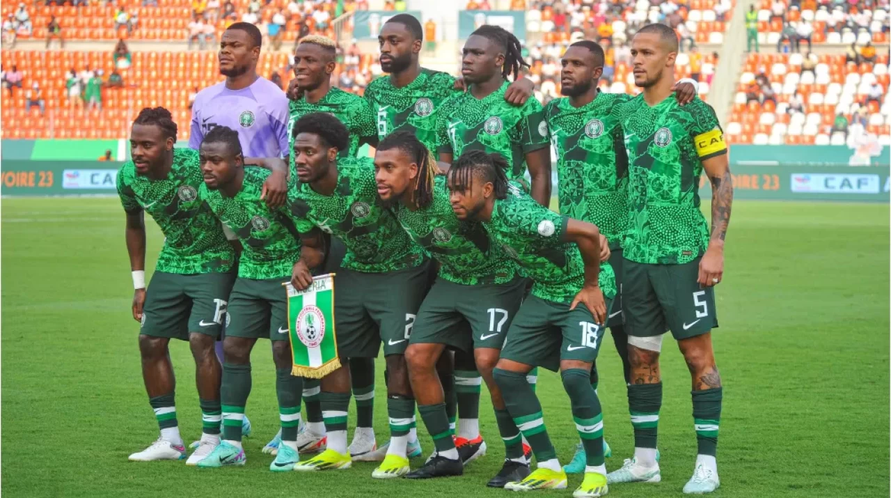 Nijerya Milli Takımı uçağında tehlikeli anlar! Acil iniş yaptı