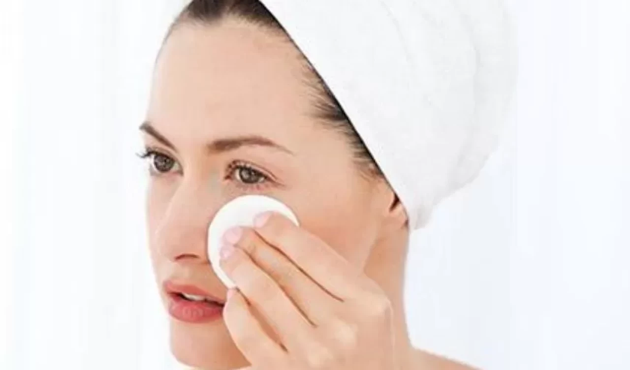 Pahalı bakım ürünlerine taş çıkartacak! Cilt gençleştiren doğal maskeler