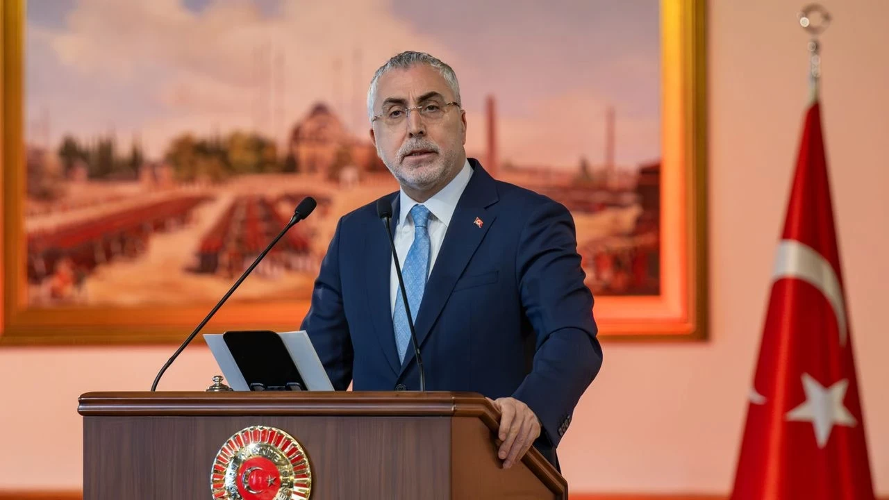 Bakan Işıkhan'dan müjde: “İstihdamı güçlendirecek yeni dönem başlıyor!”