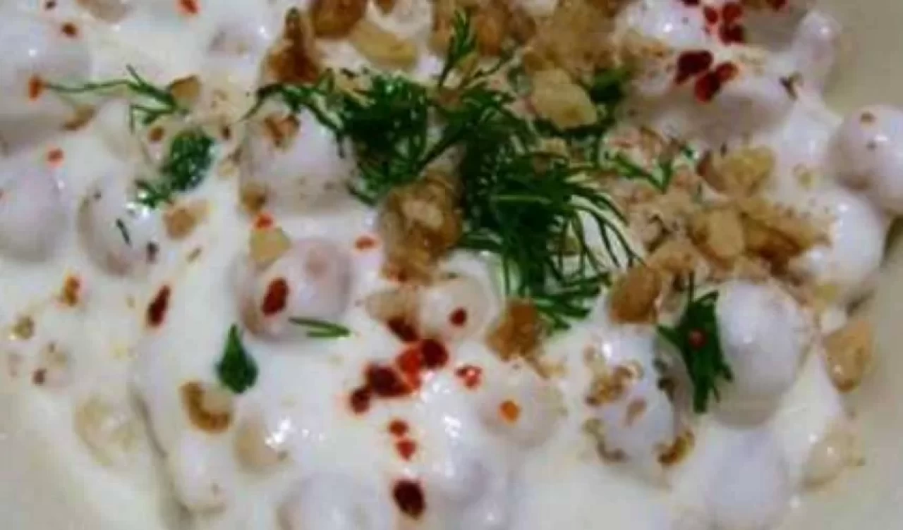 Yoğurtlu nohut salatası tarifi! Protein ve ferahlık bir arada
