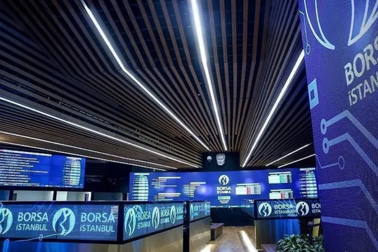 Döviz yatay, altın Ve petrol yükselişte