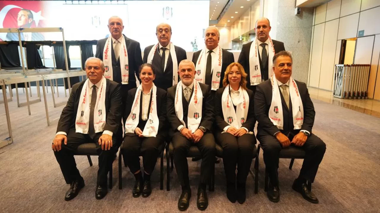 Beşiktaş Kulübü Divan Kurulu Başkanlığına Ahmet Ürkmezgil seçildi