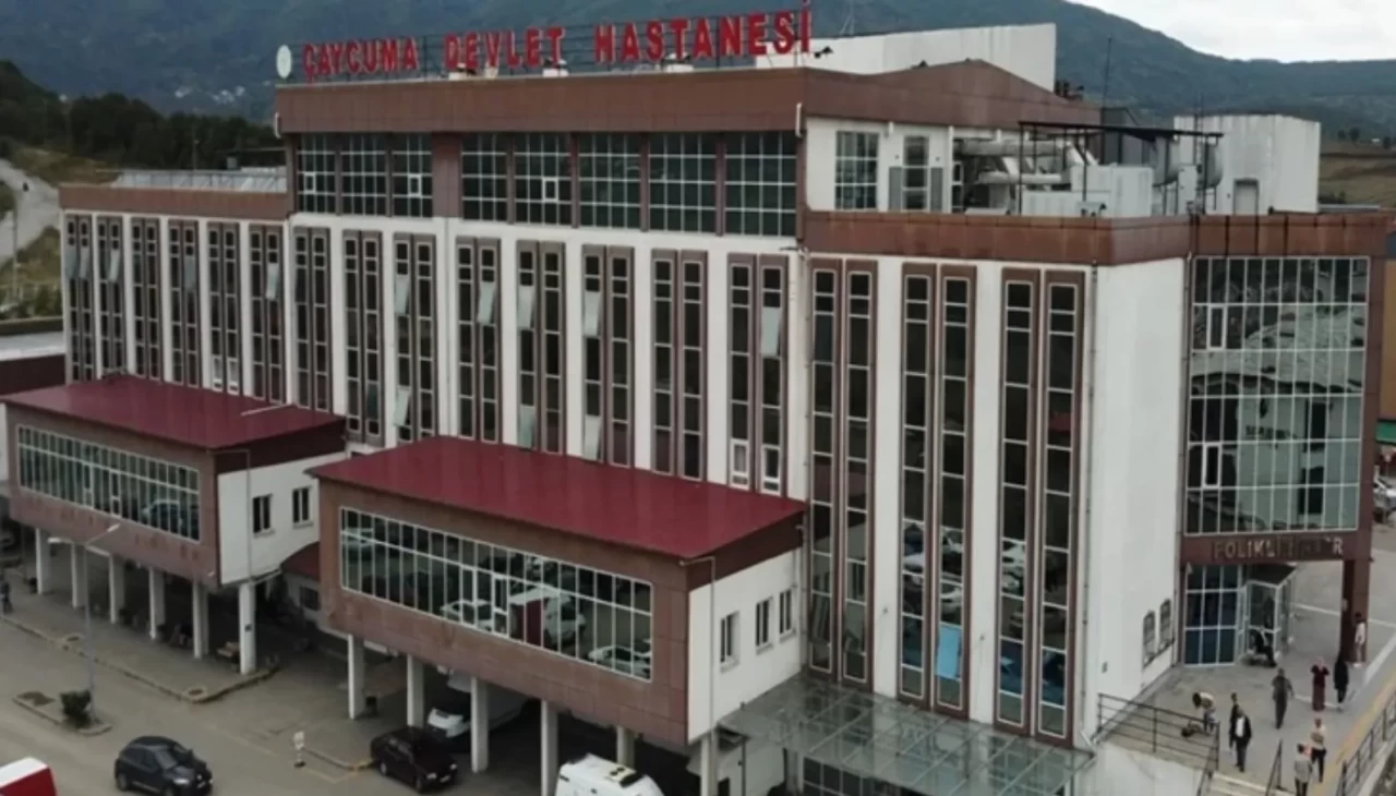 Zonguldak’ta 16 yaşındaki kız karın ağrısıyla gittiği hastanede ölü doğum yaptı