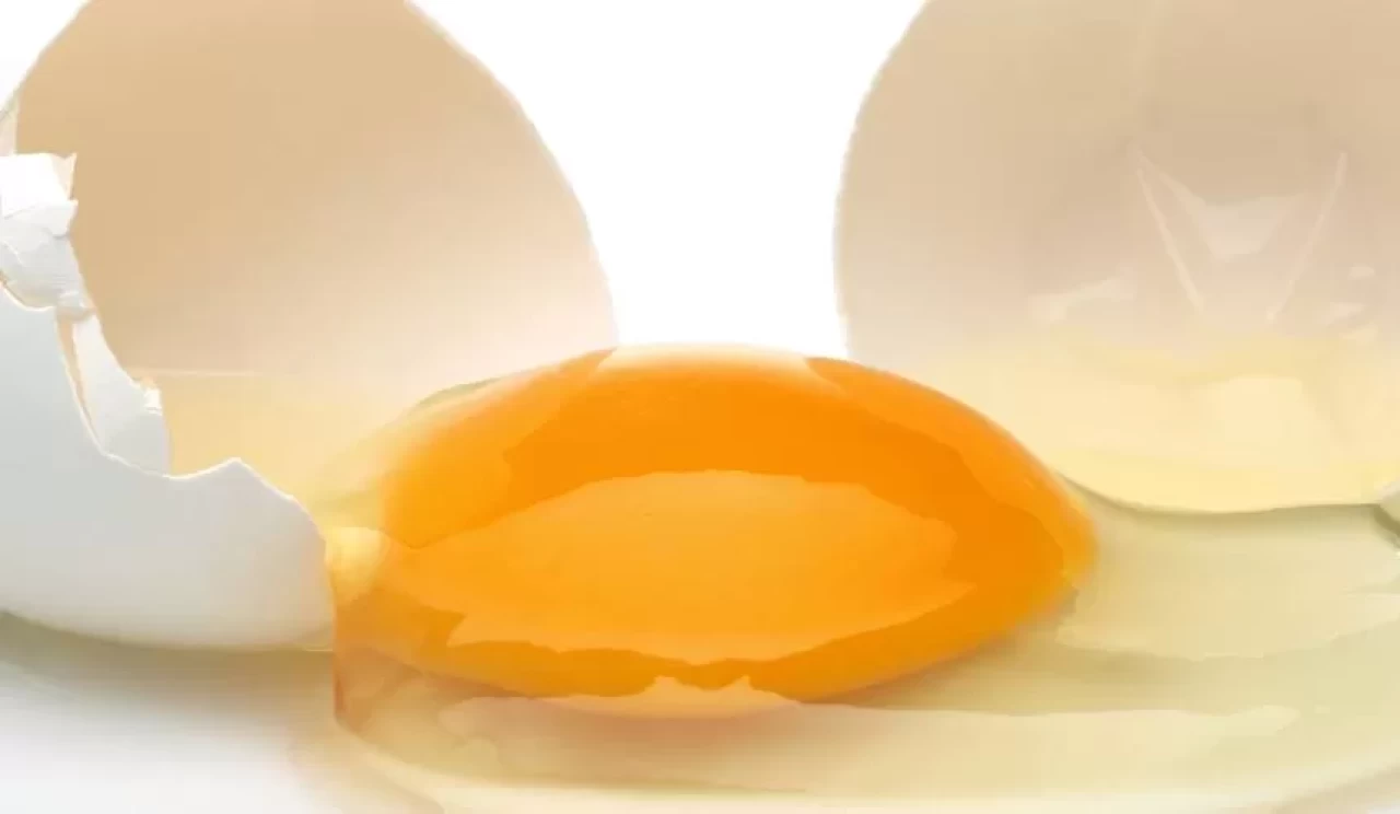 Çiğ yumurta tüketimi biyotin eksikliğine yol açıyor