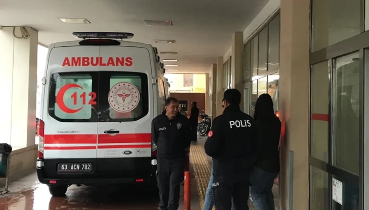 Şanlıurfa’da 16 yaşındaki genç, 14 yaşındaki arkadaşı tarafından bıçaklanarak öldürüldü