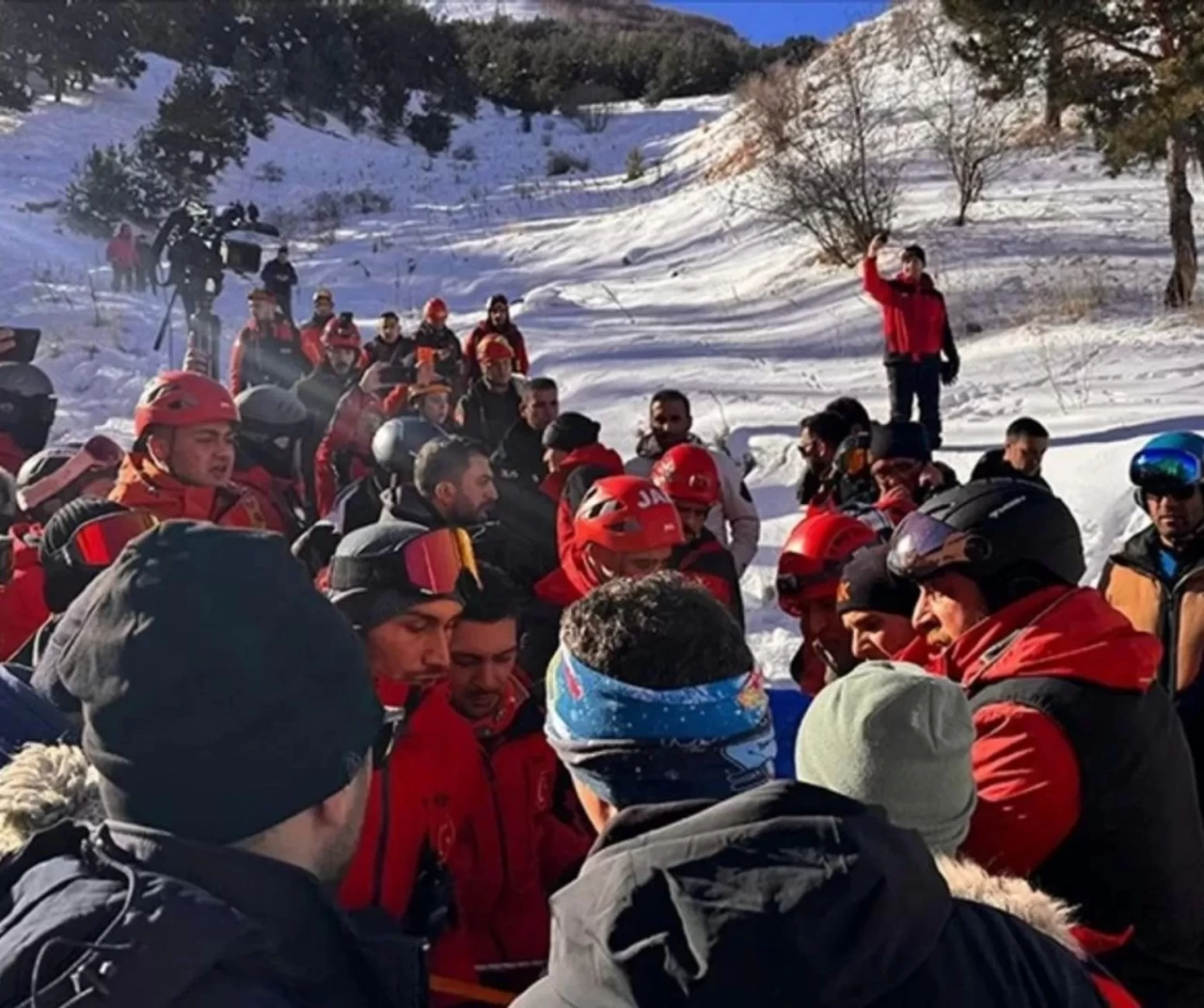 Erzurum'da Palandöken Dağı'nda sporcuların üzerine çığ düştüğü olayla ilgili 2 sanık hakkında dava açıldı