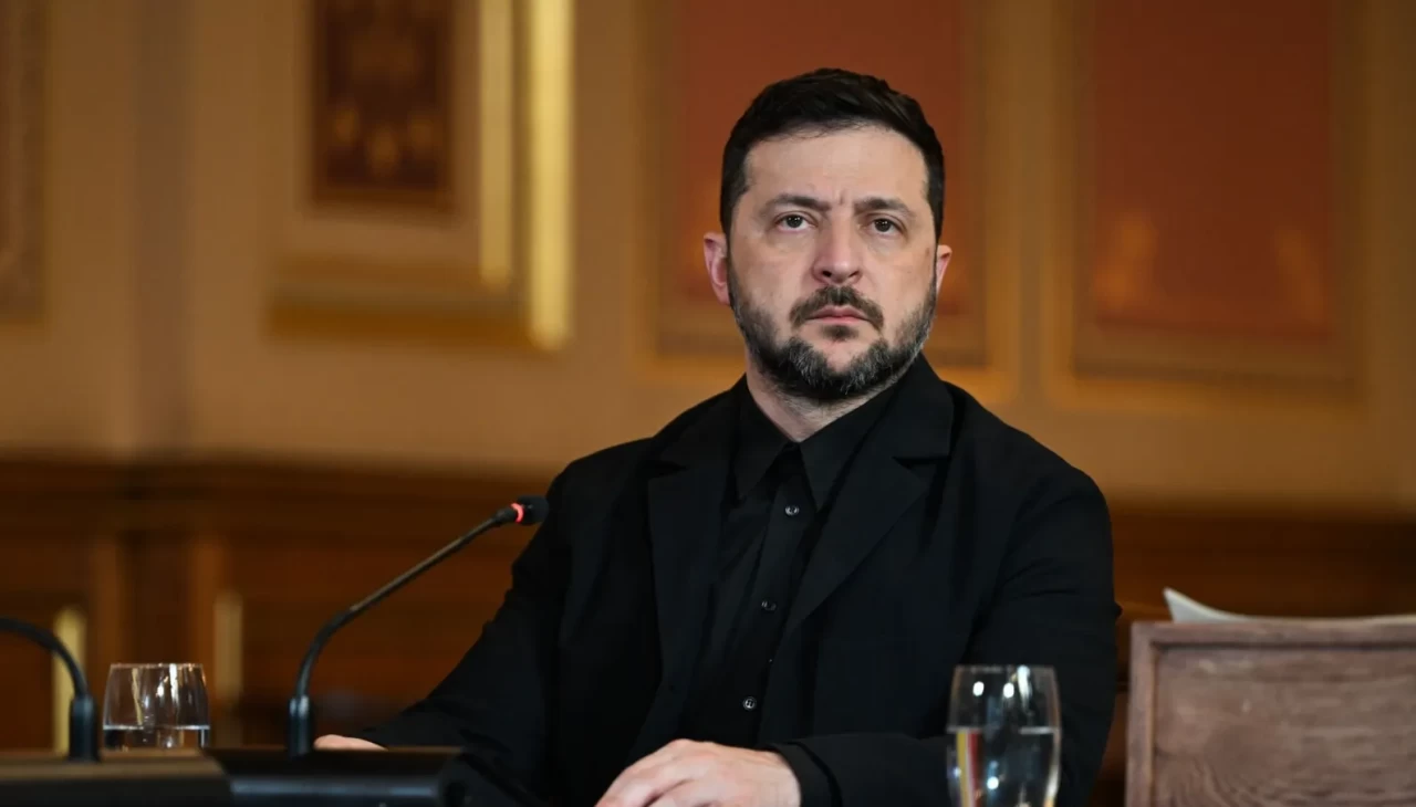 Zelenskiy: Tüm Rus petrol şirketlerinin dünya pazarına erişimi kesilmeli