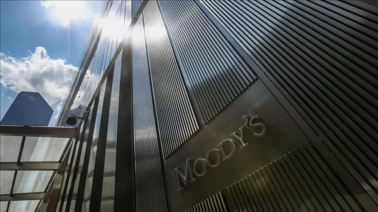 Fransa’ya Moody’s’ten kötü haber