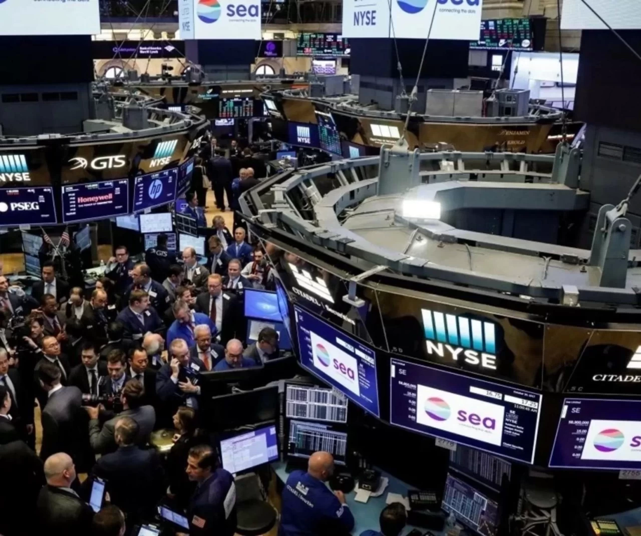 New York borsası karışık seyirde kapandı: Fed’in faiz sinyali piyasaları etkiledi