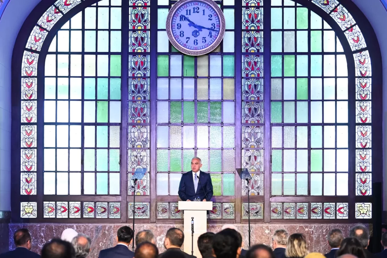 İstanbul'un ikonic tren garları yeniden hayat buluyor: Bakan Ersoy, tarihi gar sahaları için yeni vizyonu açıkladı