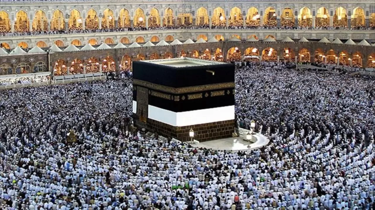 Bu yıl hacca başvuranların sayısı 184 bin 255'e ulaştı