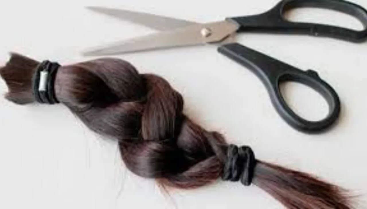 Rüyada saçını kestiğini görmek! Hangi duygu ne söyler?