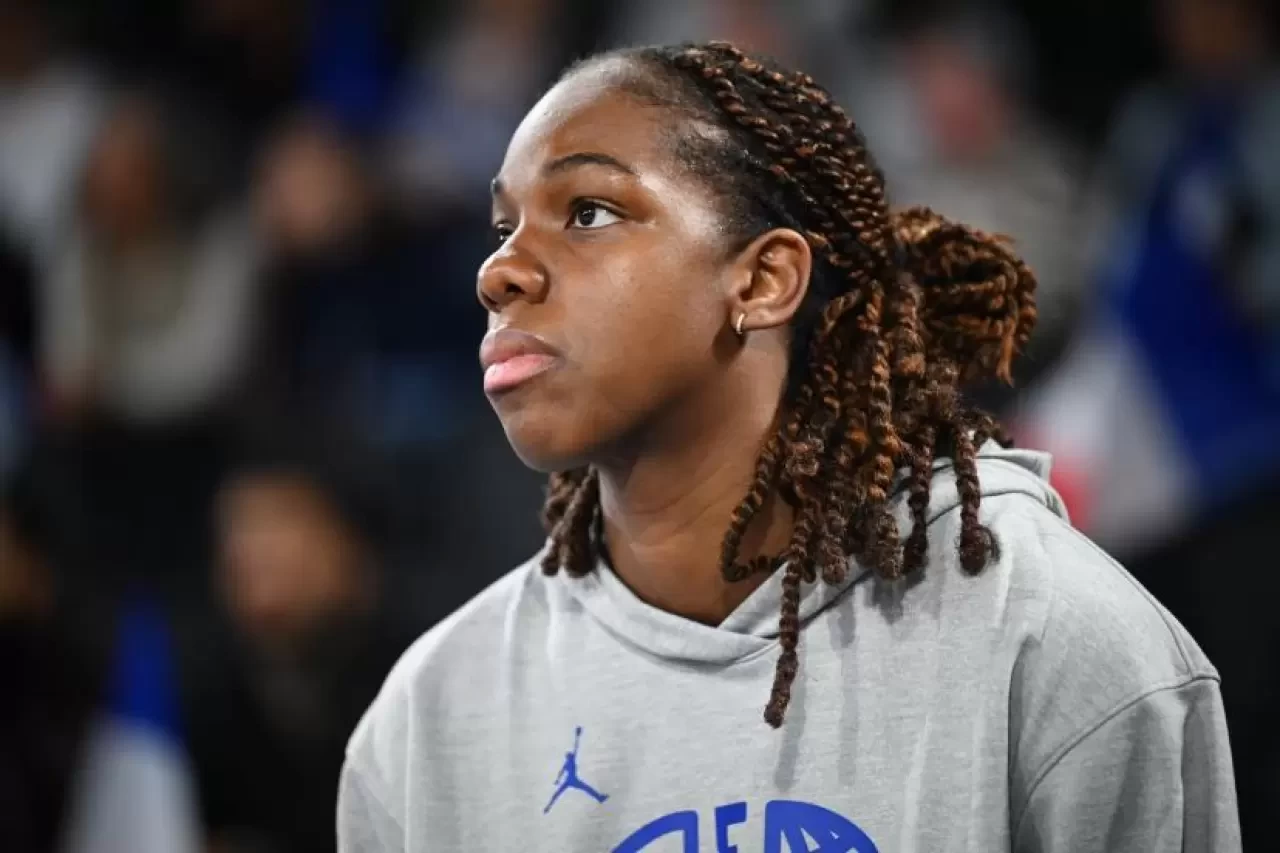 Dominique Malonga, Fenerbahçe ile olan sözleşmesini tek taraflı feshetti