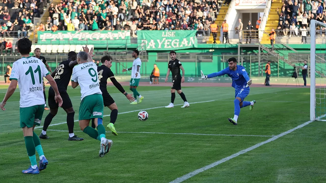 Iğdır FK son anda puanı kurtardı | 1. Lig'de Iğdır FK 1-1 Boluspor