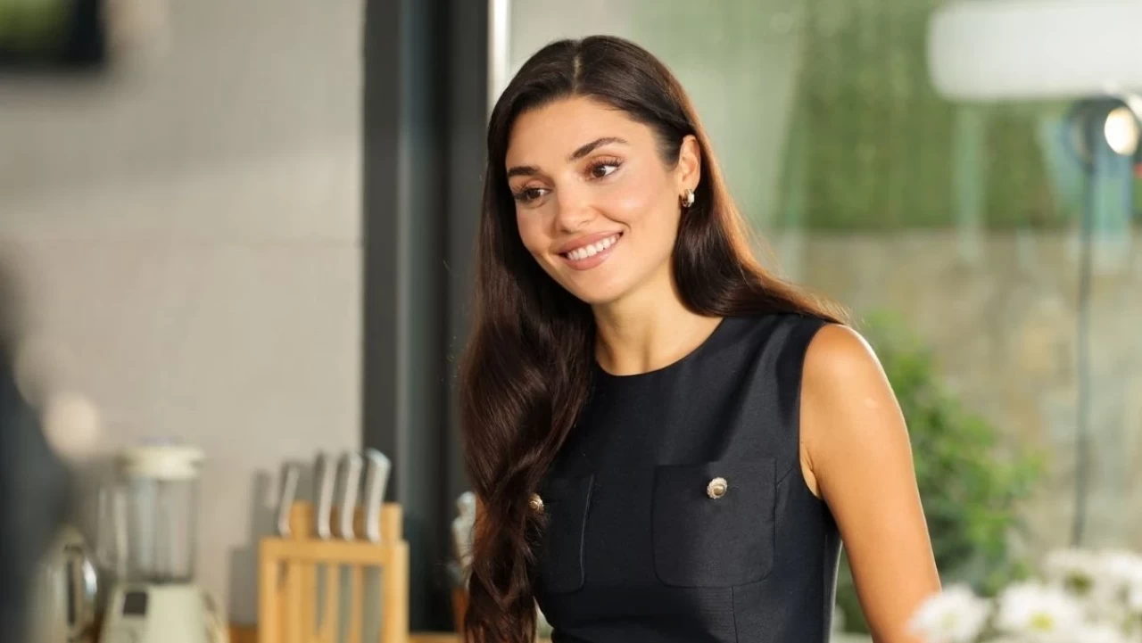 Aşk ve Gözyaşı'nın Meyra'sı Hande Erçel Kim? Yaşı, Kariyeri ve Sevgilisi Hakkında Merak Edilenler!