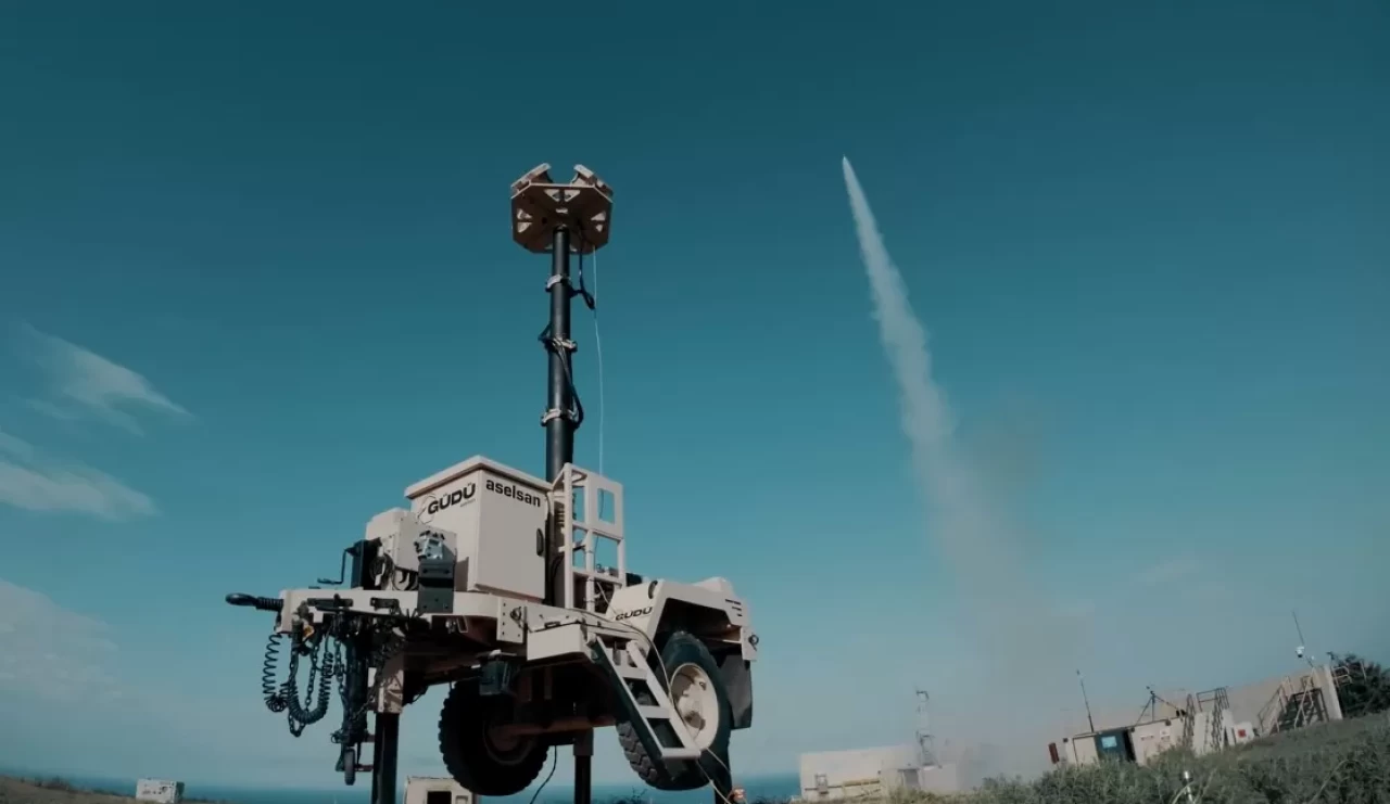 GÖKSUR IIR ilk atışta hedefi yok etti