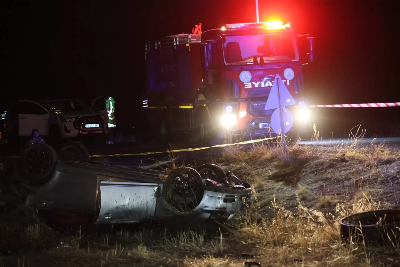 Nevşehir’de otomobil tarlaya uçtu: 2 ölü, 1 yaralı