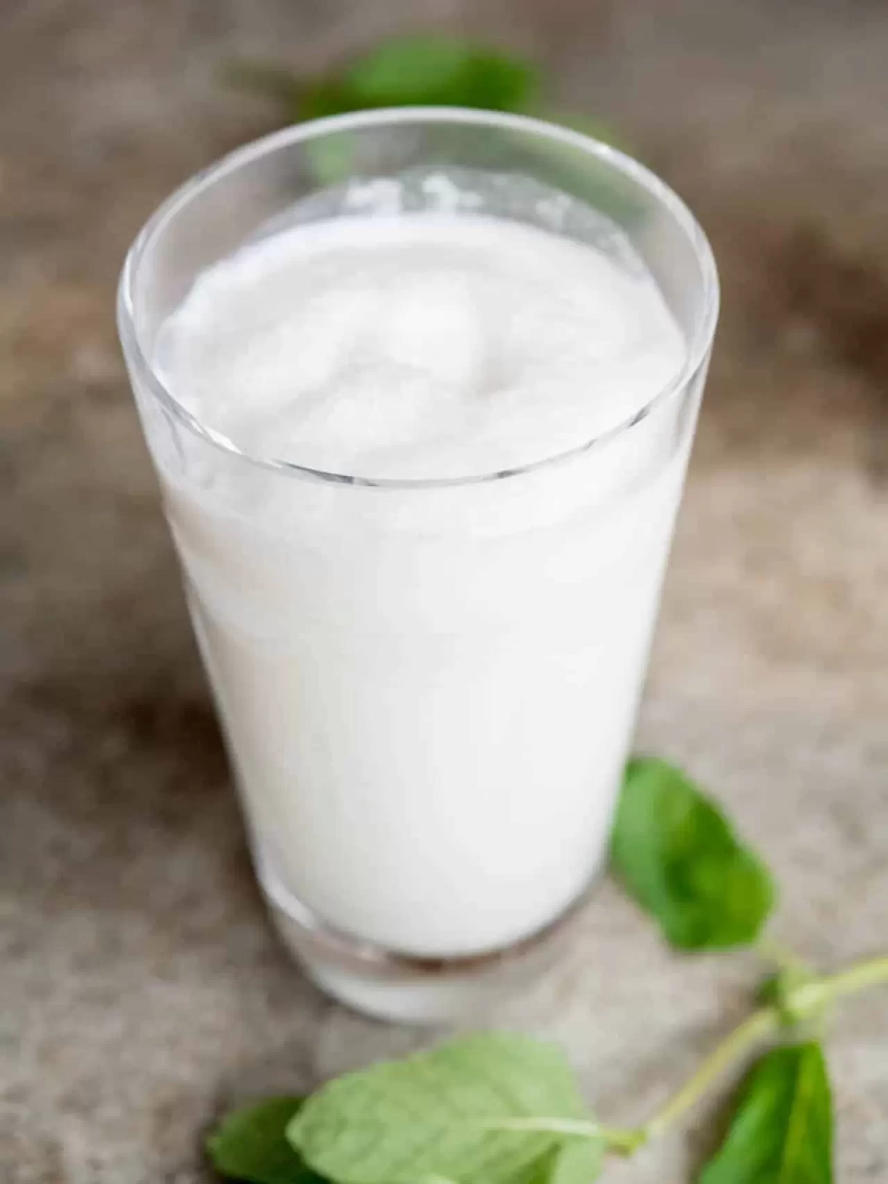 Ayran Kaç Kalori? Hazır, Sodalı ve Ev Yapımı Ayran Kalori Değerleri