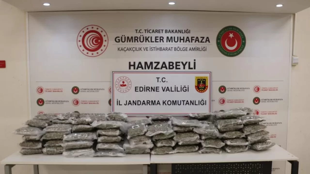 Edirne'de 105,2 kilogram uyuşturucu ele geçirildi