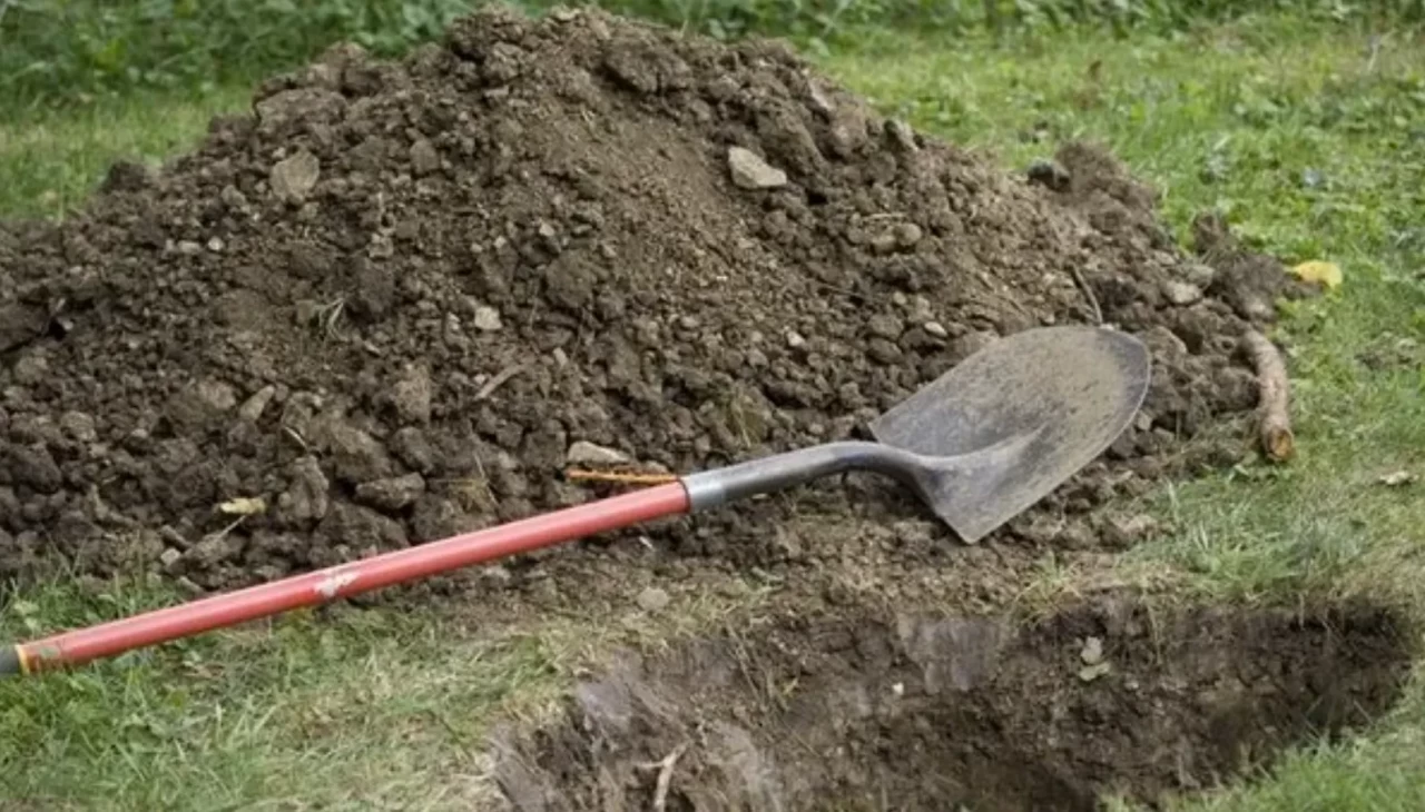 Geçmişle hesaplaşmanın habercisi mi? Rüyada mezar kazmanın anlamı şaşırtıyor!